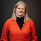 Dr. Anne Kaplan 
